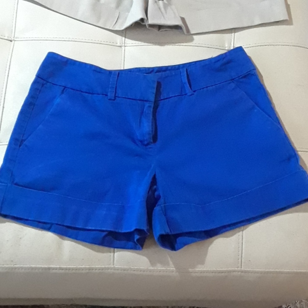 Stretchy New York & Co. Short shorts